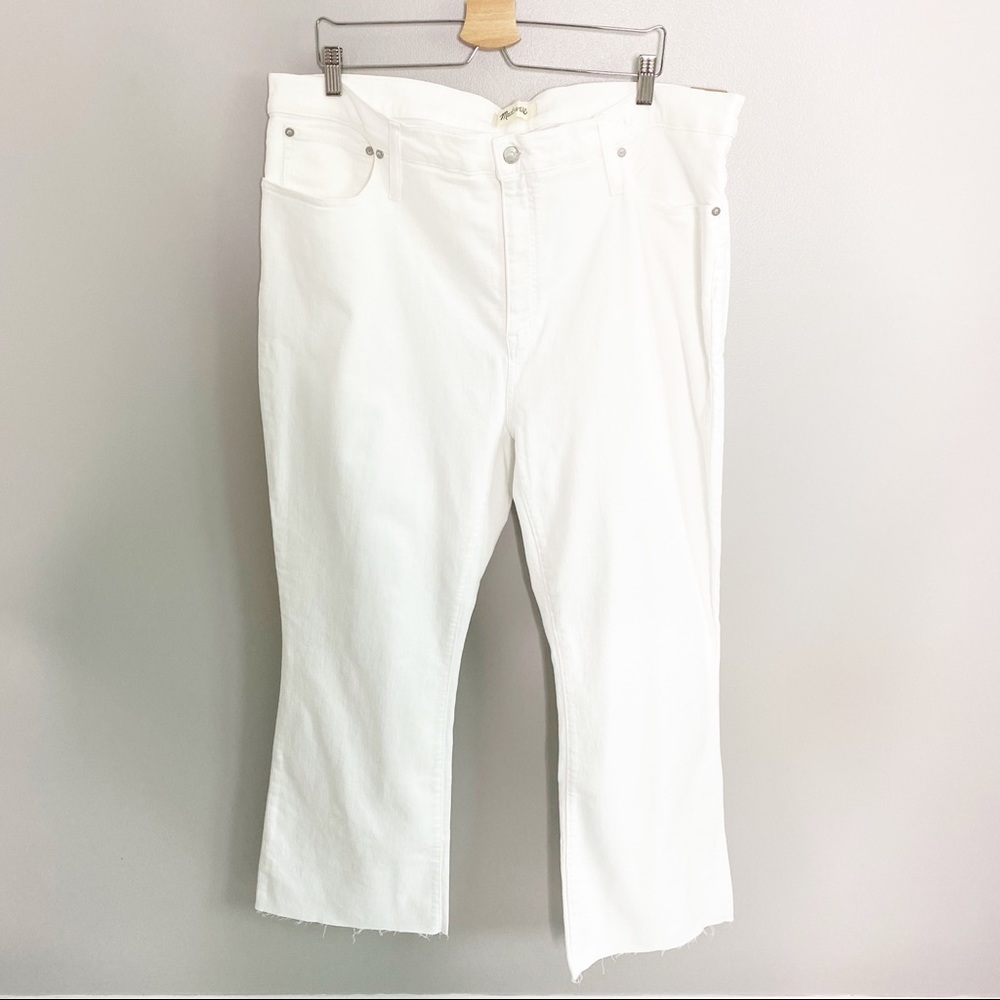 Madewell Tall Cali Demi-Boot Jeans in Pure White - Picture 3 of 11